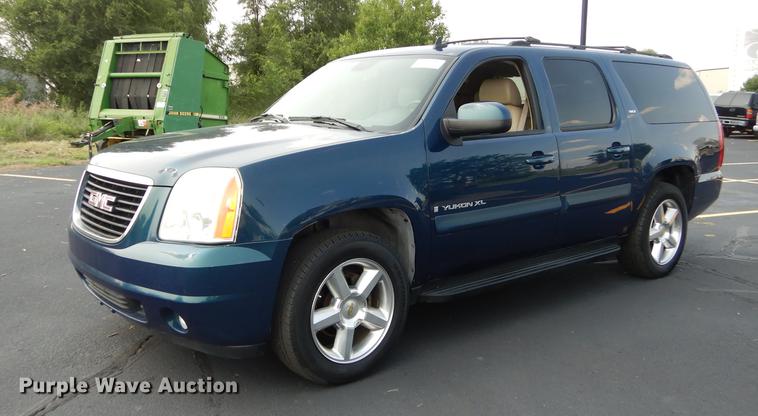 image for item DB8350 2007 GMC Yukon XL SLT SUV