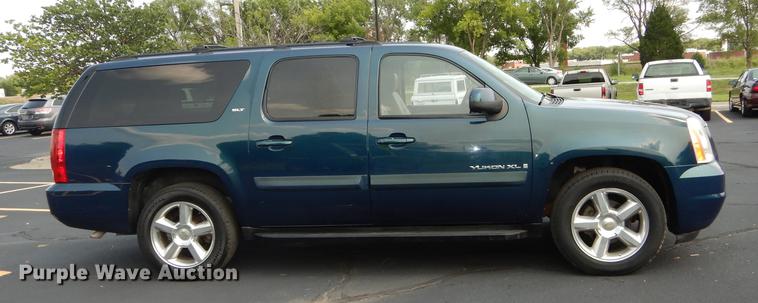 image for item DB8350 2007 GMC Yukon XL SLT SUV