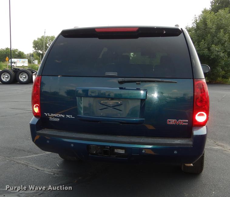 image for item DB8350 2007 GMC Yukon XL SLT SUV
