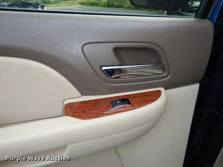 image for item DB8350 2007 GMC Yukon XL SLT SUV