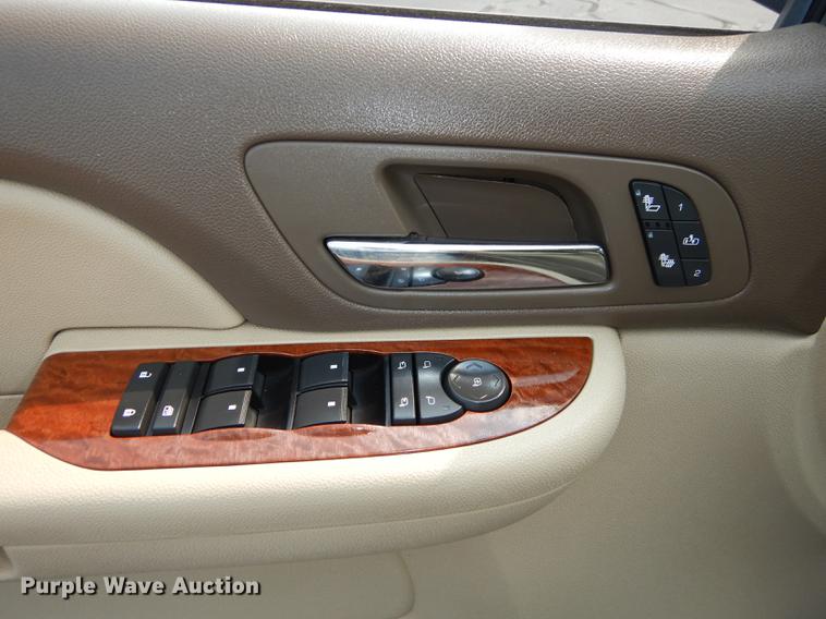 image for item DB8350 2007 GMC Yukon XL SLT SUV