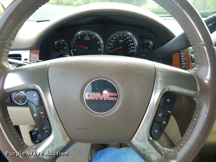 image for item DB8350 2007 GMC Yukon XL SLT SUV