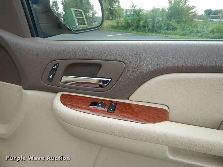 image for item DB8350 2007 GMC Yukon XL SLT SUV