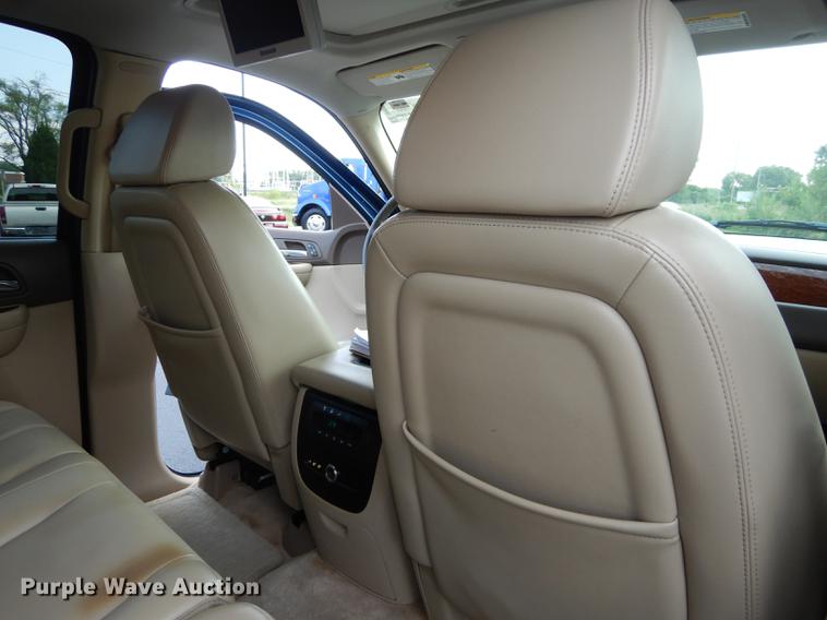 image for item DB8350 2007 GMC Yukon XL SLT SUV