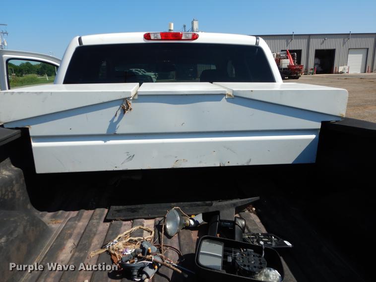 image for item DB8351 2010 Chevrolet Silverado 1500 Z71 Ext. Cab pickup truck