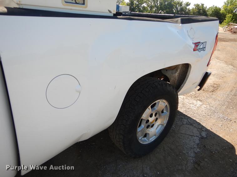 image for item DB8351 2010 Chevrolet Silverado 1500 Z71 Ext. Cab pickup truck