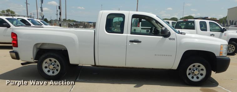 image for item DB8360 2011 Chevrolet Silverado 1500 Ext. Cab pickup truck