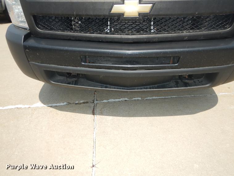 image for item DB8360 2011 Chevrolet Silverado 1500 Ext. Cab pickup truck