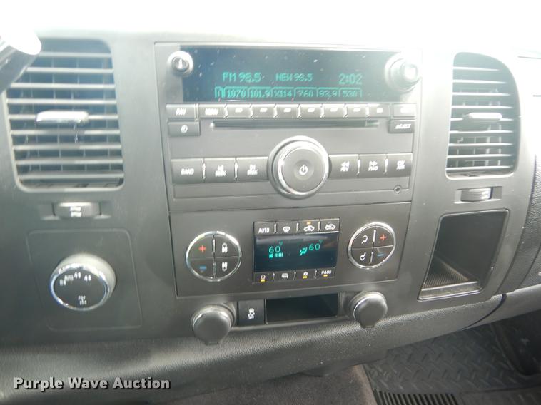 image for item DB8361 2012 Chevrolet Silverado 1500 Crew Cab pickup truck