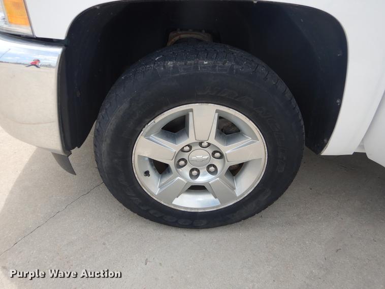 image for item DB8361 2012 Chevrolet Silverado 1500 Crew Cab pickup truck