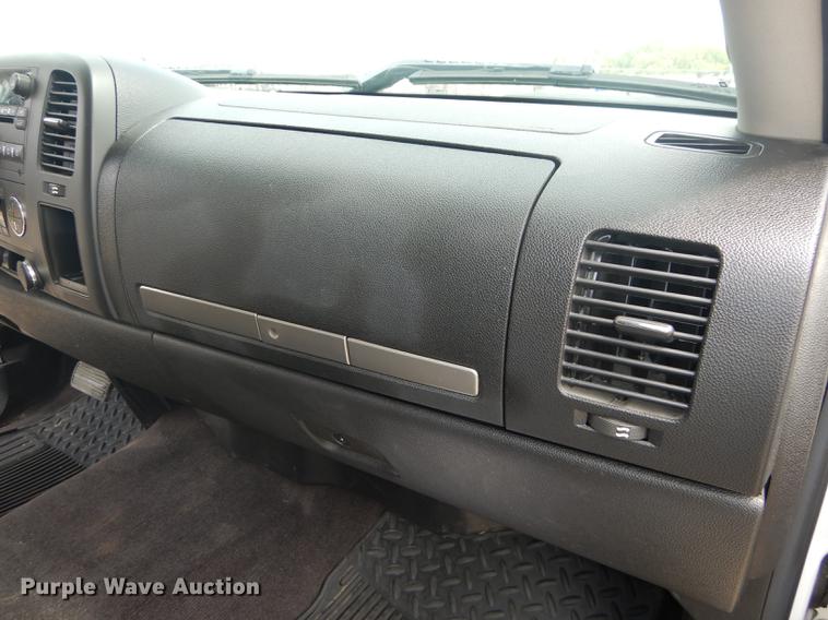 image for item DB8361 2012 Chevrolet Silverado 1500 Crew Cab pickup truck