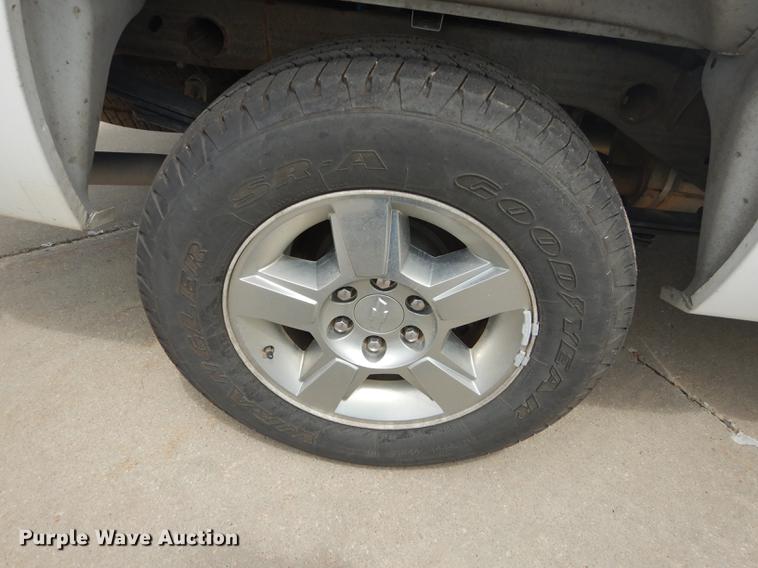 image for item DB8361 2012 Chevrolet Silverado 1500 Crew Cab pickup truck