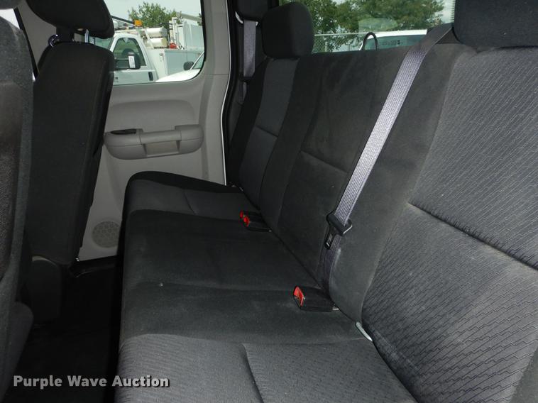 image for item DB8362 2011 Chevrolet Silverado 1500 Ext. Cab pickup truck