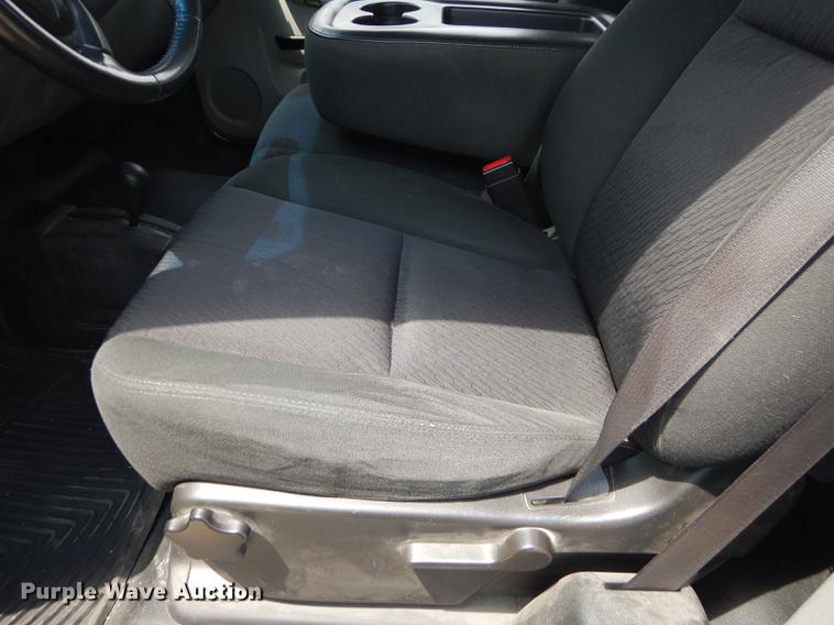 image for item DB8362 2011 Chevrolet Silverado 1500 Ext. Cab pickup truck