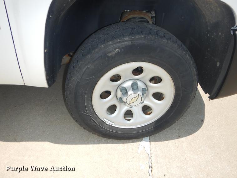 image for item DB8364 2007 Chevrolet Silverado 1500 Ext. Cab pickup truck