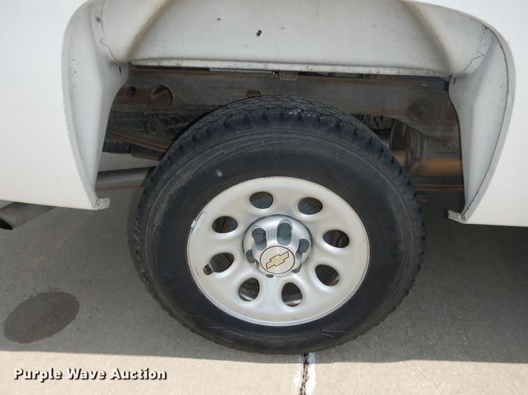 image for item DB8364 2007 Chevrolet Silverado 1500 Ext. Cab pickup truck