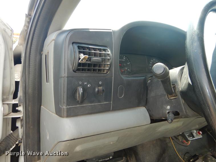 image for item DB8365 2007 Ford F550 Super Duty XL utility truck with crane