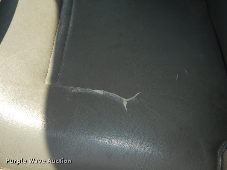 image for item DB8365 2007 Ford F550 Super Duty XL utility truck with crane