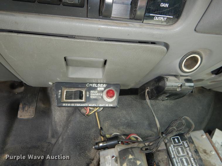 image for item DB8365 2007 Ford F550 Super Duty XL utility truck with crane