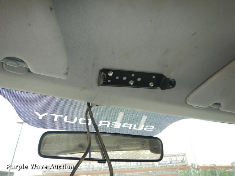 image for item DB8365 2007 Ford F550 Super Duty XL utility truck with crane