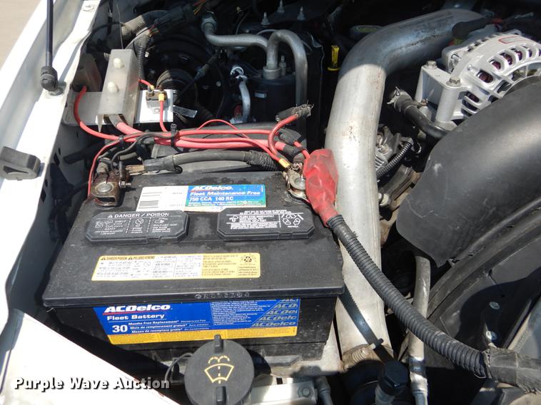 image for item DB8365 2007 Ford F550 Super Duty XL utility truck with crane