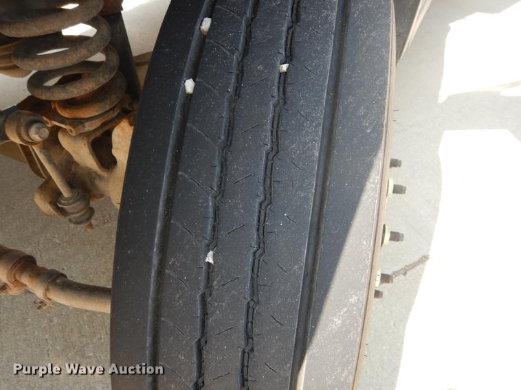 image for item DB8365 2007 Ford F550 Super Duty XL utility truck with crane