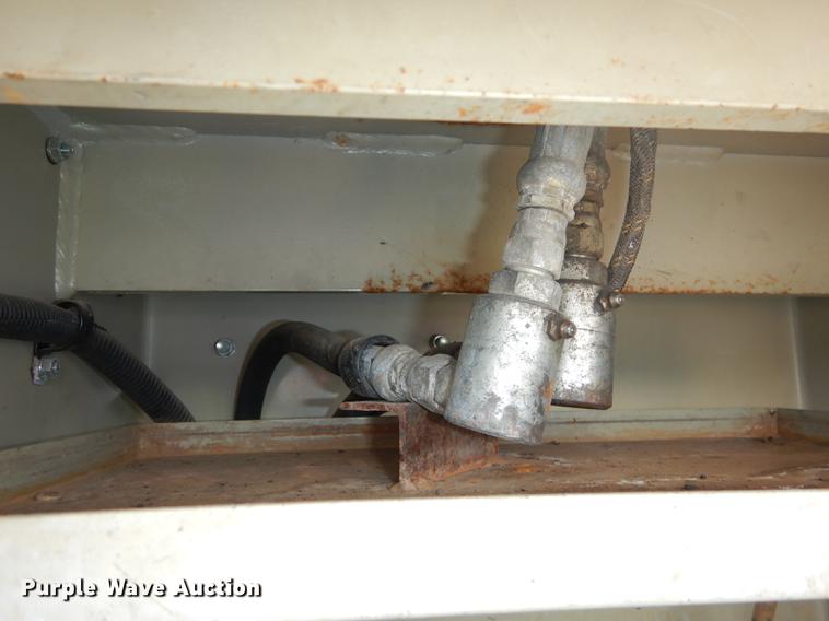 image for item DB8365 2007 Ford F550 Super Duty XL utility truck with crane