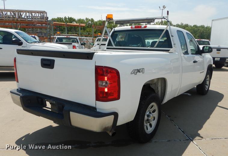 image for item DB8366 2011 Chevrolet Silverado 1500 Ext. Cab pickup truck