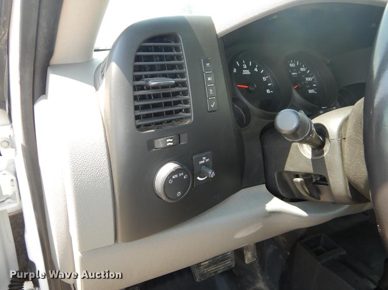 image for item DB8366 2011 Chevrolet Silverado 1500 Ext. Cab pickup truck