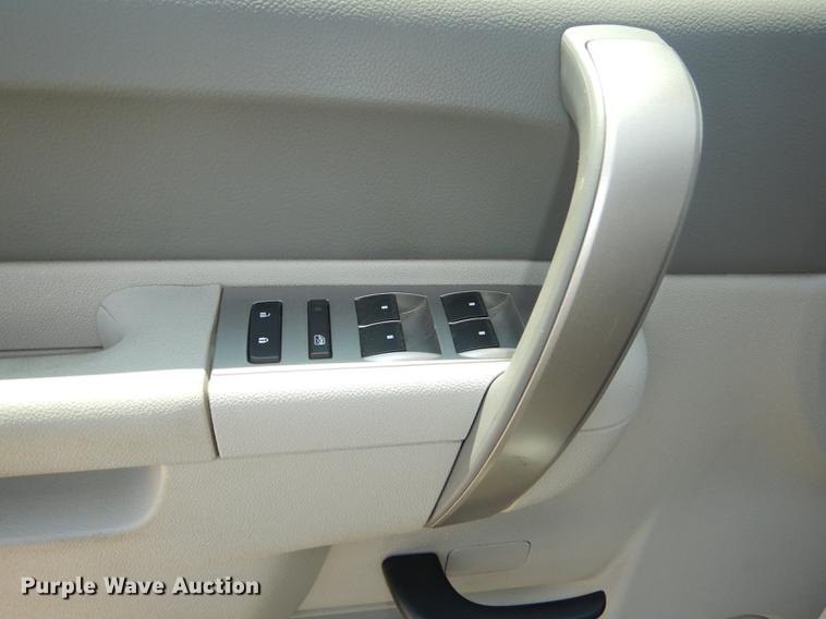 image for item DB8367 2012 Chevrolet Silverado 1500 Ext. Cab pickup truck