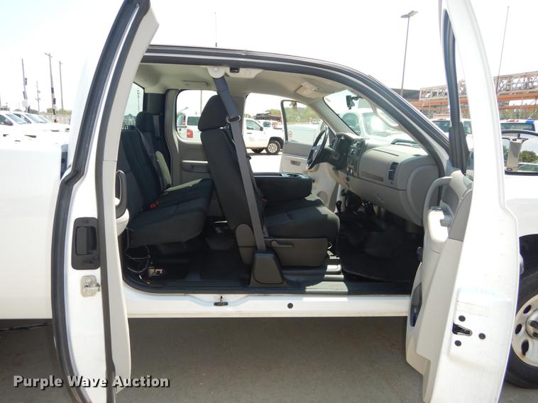 image for item DB8367 2012 Chevrolet Silverado 1500 Ext. Cab pickup truck