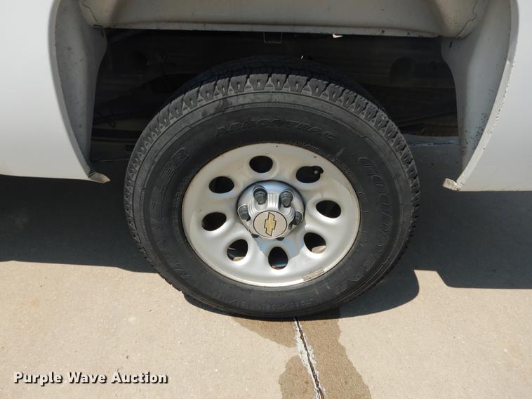 image for item DB8367 2012 Chevrolet Silverado 1500 Ext. Cab pickup truck