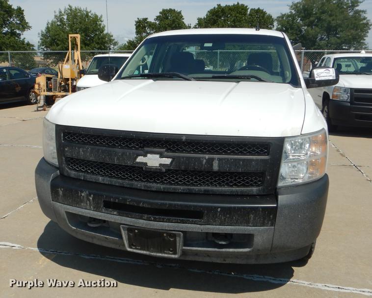 image for item DB8368 2011 Chevrolet Silverado 1500 Ext. Cab pickup truck