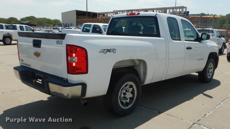 image for item DB8368 2011 Chevrolet Silverado 1500 Ext. Cab pickup truck