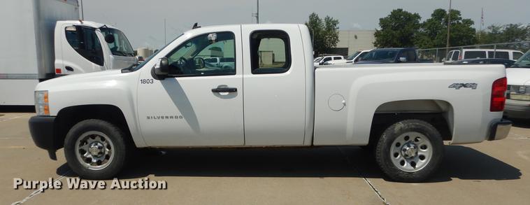 image for item DB8368 2011 Chevrolet Silverado 1500 Ext. Cab pickup truck