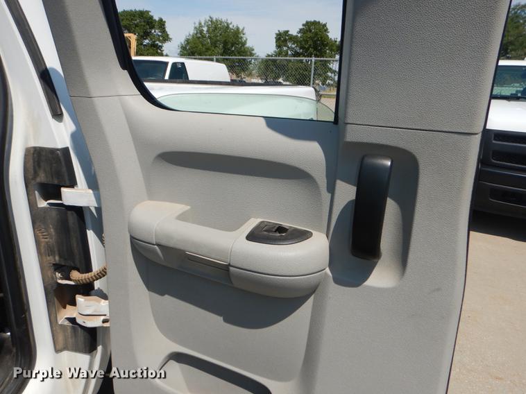 image for item DB8368 2011 Chevrolet Silverado 1500 Ext. Cab pickup truck