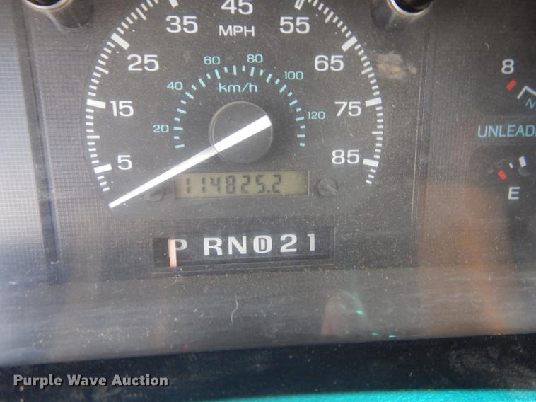 image for item DB8385 1995 Ford Econoline E350 shuttle bus