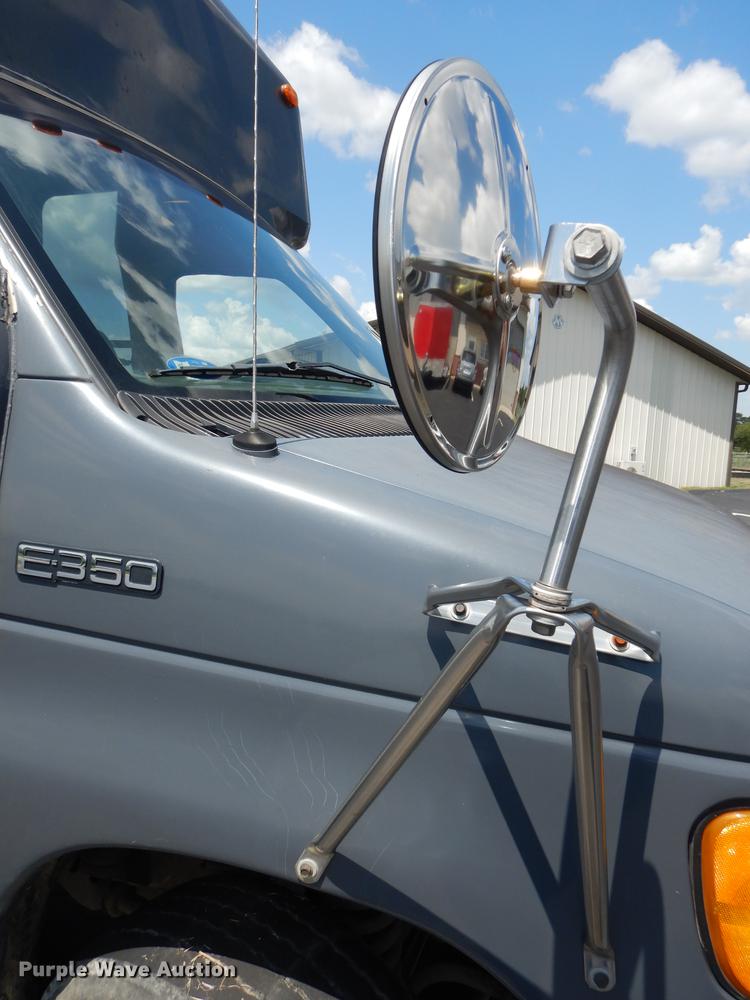 image for item DB8385 1995 Ford Econoline E350 shuttle bus