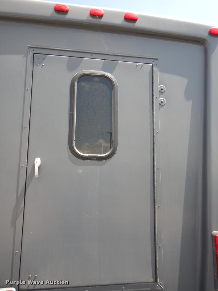 image for item DB8385 1995 Ford Econoline E350 shuttle bus