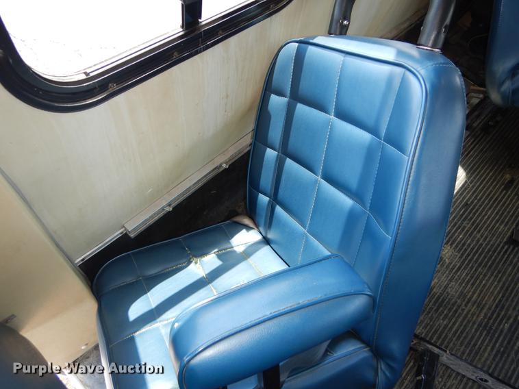 image for item DB8385 1995 Ford Econoline E350 shuttle bus