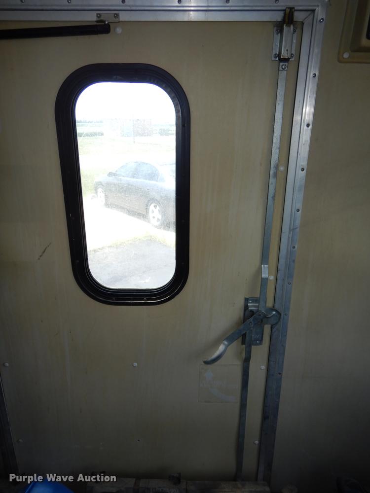 image for item DB8385 1995 Ford Econoline E350 shuttle bus