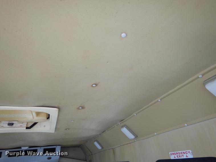 image for item DB8385 1995 Ford Econoline E350 shuttle bus