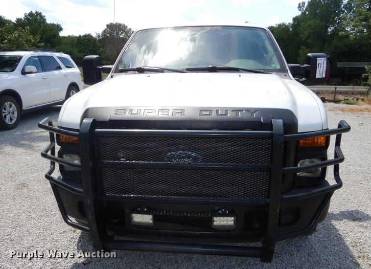 image for item DB8387 2008 Ford F250 Super Duty XL SuperCab pickup truck