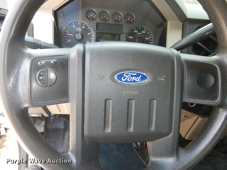 image for item DB8387 2008 Ford F250 Super Duty XL SuperCab pickup truck