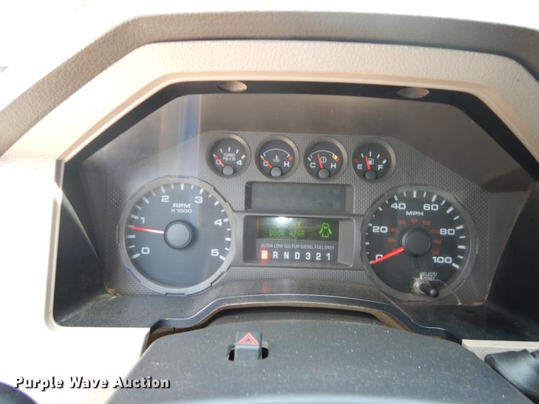 image for item DB8387 2008 Ford F250 Super Duty XL SuperCab pickup truck