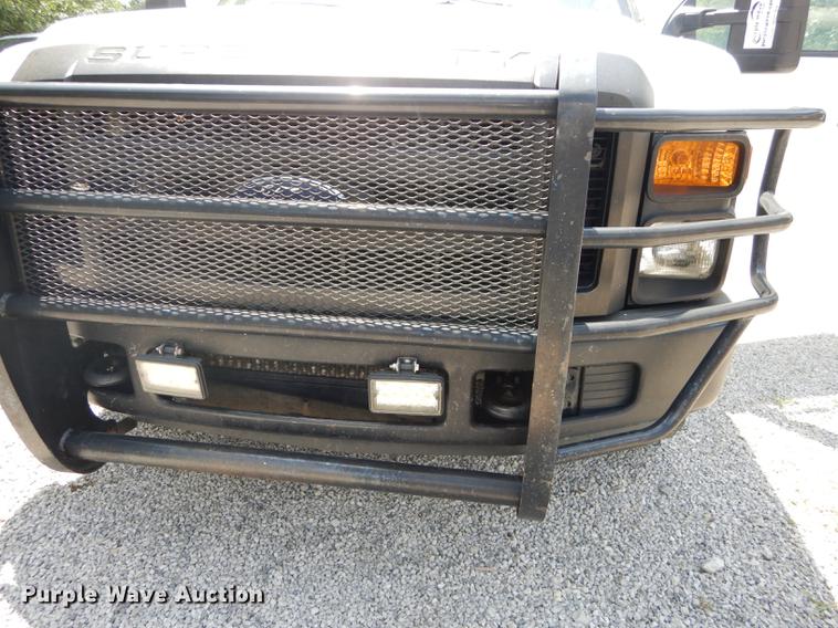image for item DB8387 2008 Ford F250 Super Duty XL SuperCab pickup truck