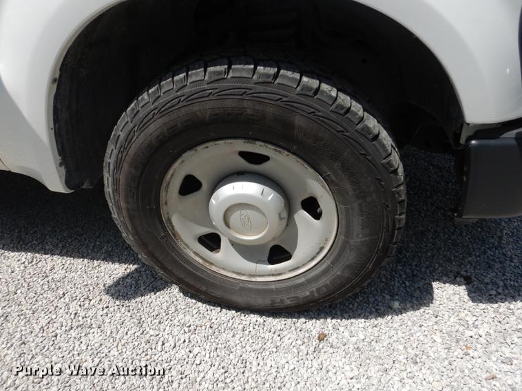 image for item DB8387 2008 Ford F250 Super Duty XL SuperCab pickup truck