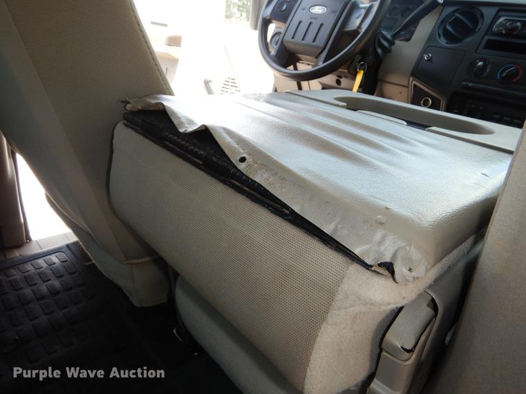 image for item DB8387 2008 Ford F250 Super Duty XL SuperCab pickup truck