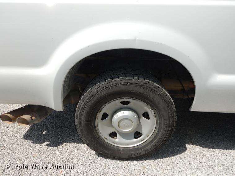 image for item DB8387 2008 Ford F250 Super Duty XL SuperCab pickup truck