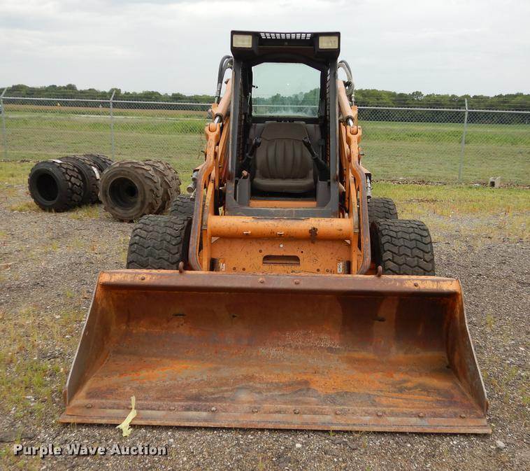 image for item DB8391 2004 Case 90XT skid steer